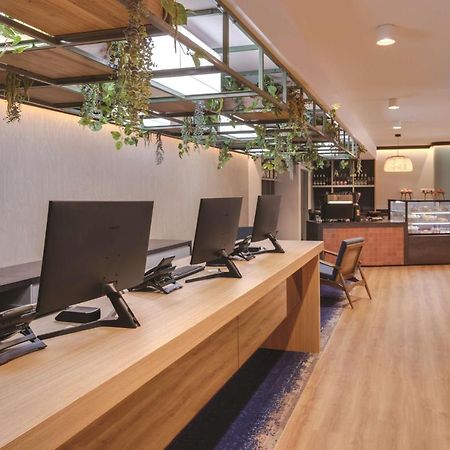 Travelodge Hotel Hurstville シドニー エクステリア 写真