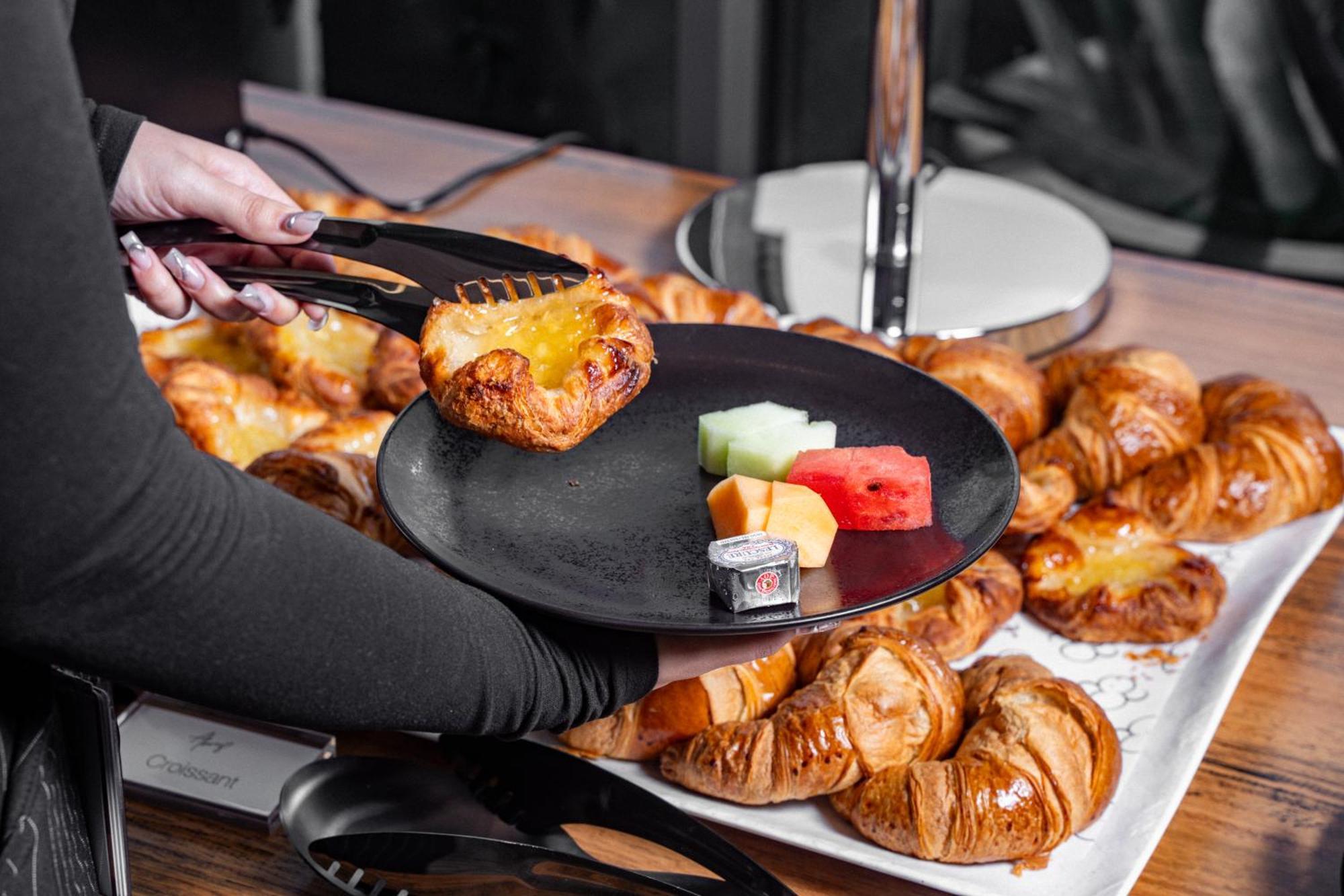 Travelodge Hotel Hurstville シドニー エクステリア 写真